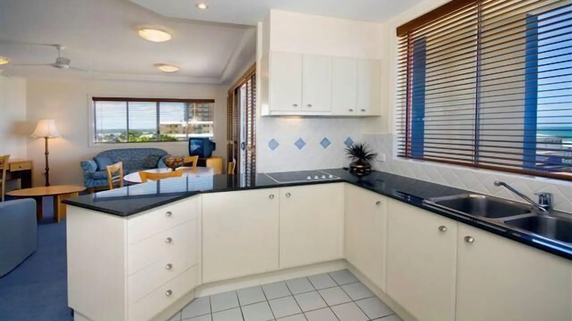 Lägenhetshotell Myconos Resort Maroochydore